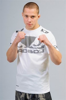 Футболка Bad Boy Walk In White - в стойке