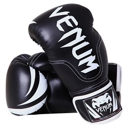 Перчатки боксерские Venum Competitor Black Line - фото 7126