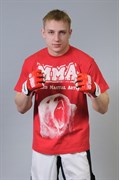 Футболка М-1 Медведь MMA красная - в стойке